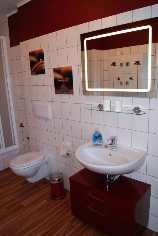 Deluxe Apartments Der "Alten Apotheke" Prerow Rum bild